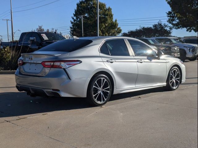 2020 Toyota Camry Hybrid SE