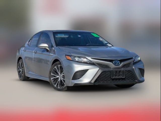 2020 Toyota Camry Hybrid SE