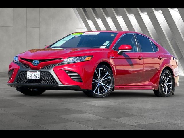 2020 Toyota Camry Hybrid SE