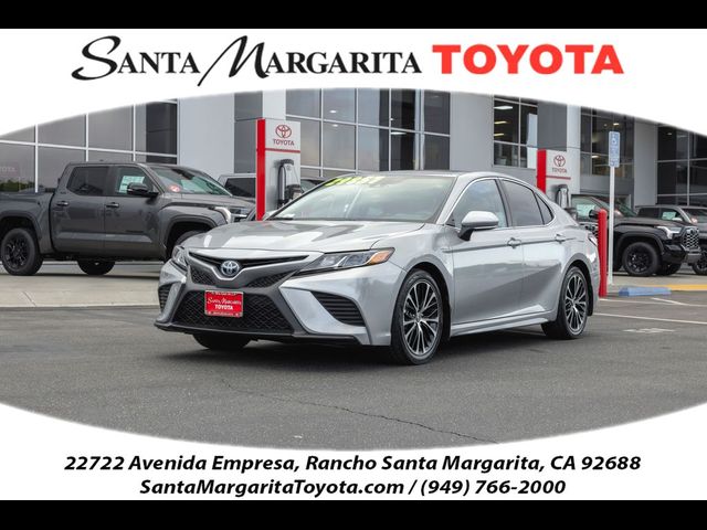 2020 Toyota Camry Hybrid SE