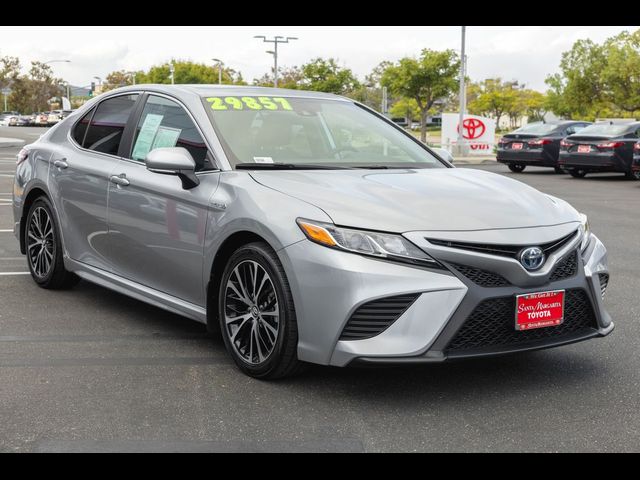 2020 Toyota Camry Hybrid SE