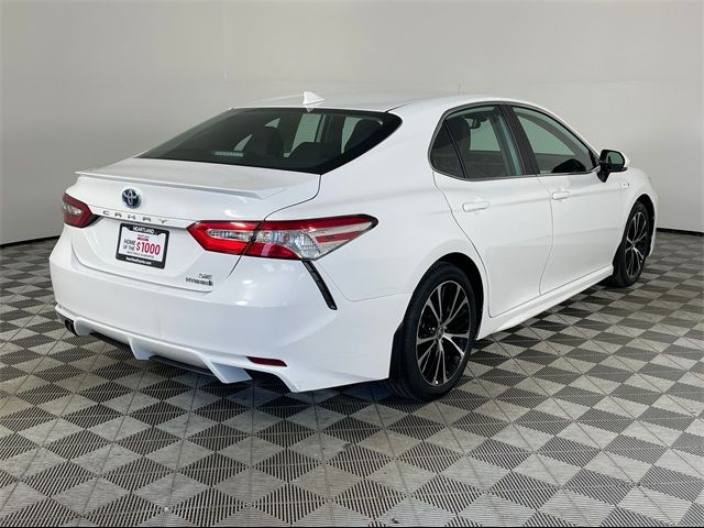 2020 Toyota Camry Hybrid SE