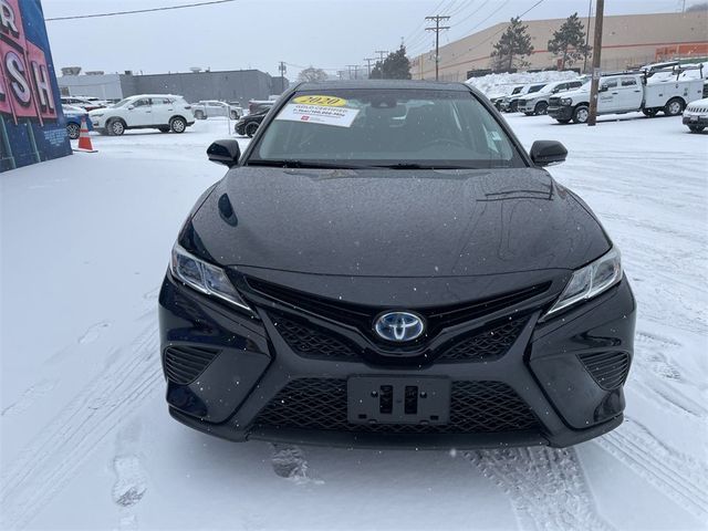 2020 Toyota Camry Hybrid SE