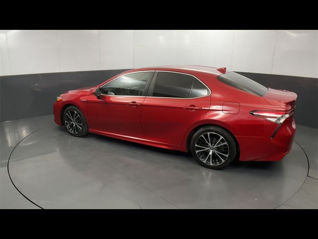 2020 Toyota Camry Hybrid SE