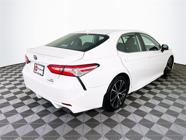 2020 Toyota Camry Hybrid SE