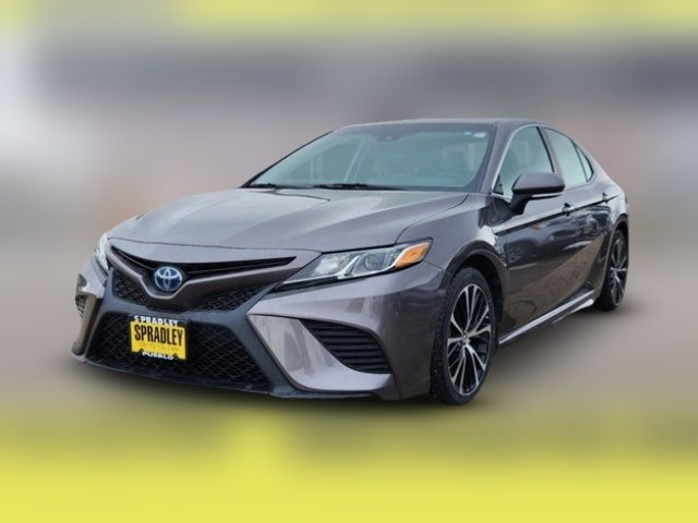 2020 Toyota Camry Hybrid SE