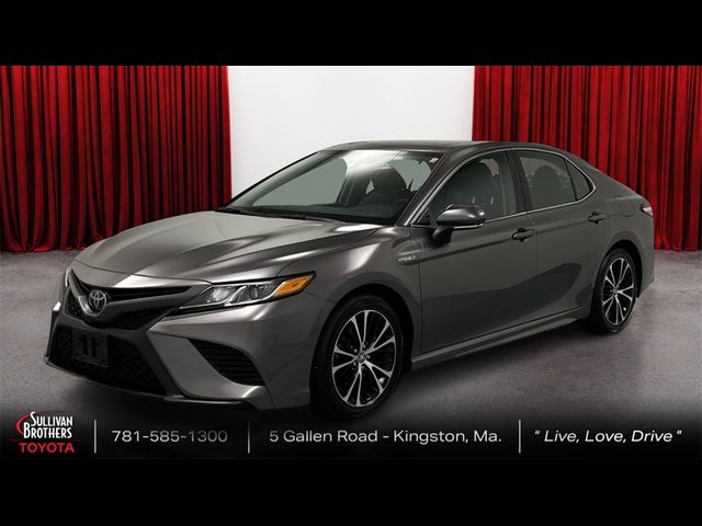2020 Toyota Camry Hybrid SE