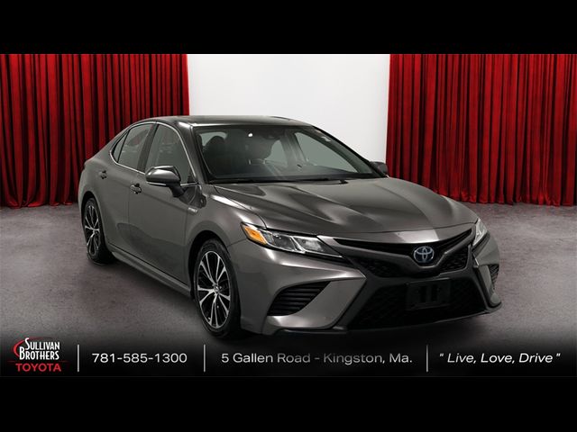 2020 Toyota Camry Hybrid SE
