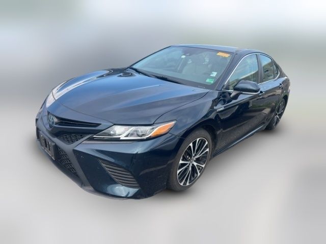 2020 Toyota Camry Hybrid SE