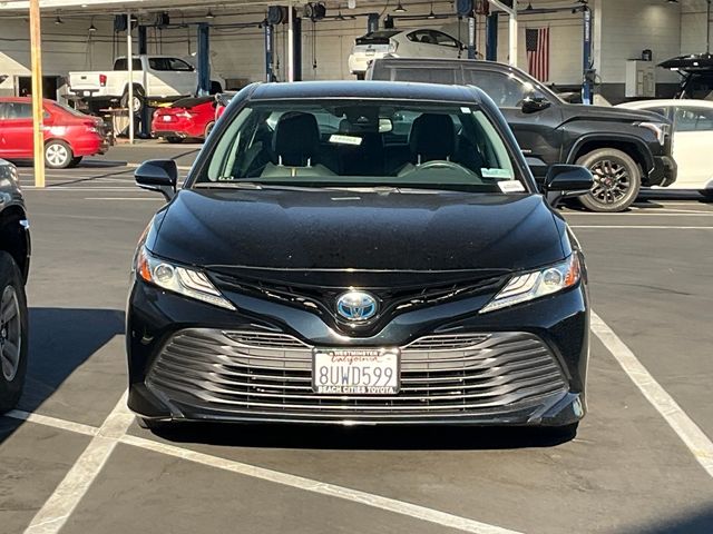 2020 Toyota Camry Hybrid XLE