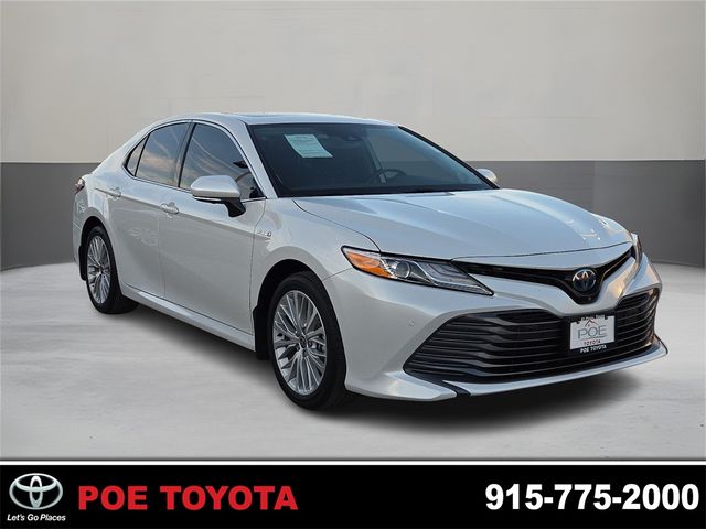 2020 Toyota Camry Hybrid XLE