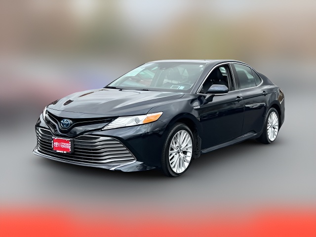 2020 toyota camry hybrid used discount