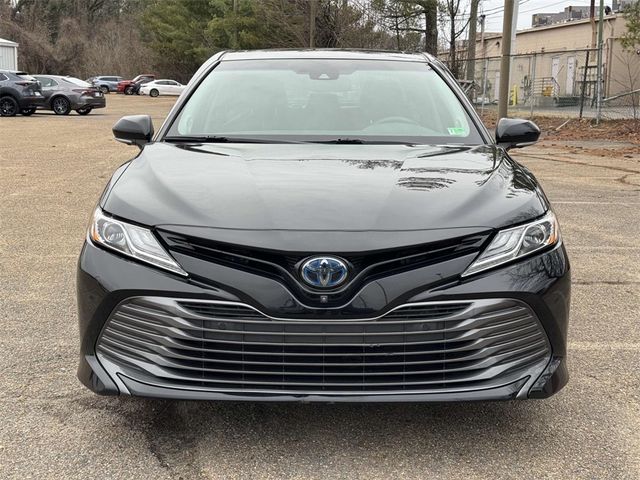 2020 Toyota Camry Hybrid XLE