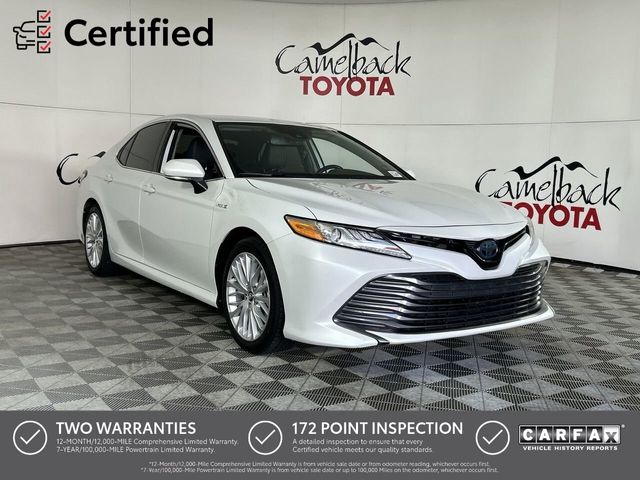 2020 Toyota Camry Hybrid XLE