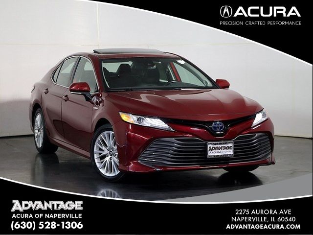 2020 Toyota Camry Hybrid XLE