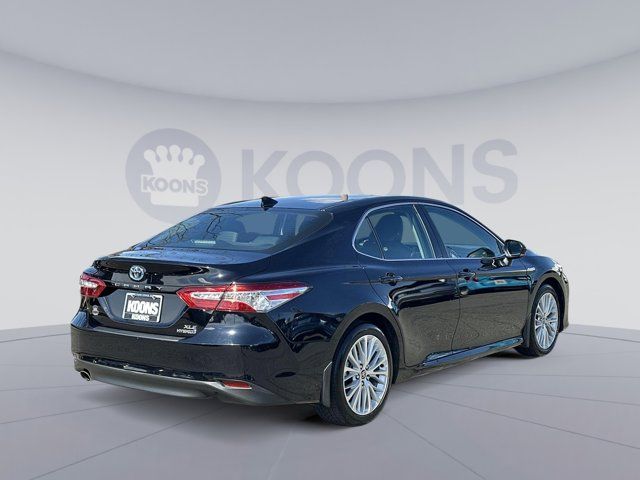 2020 Toyota Camry Hybrid XLE