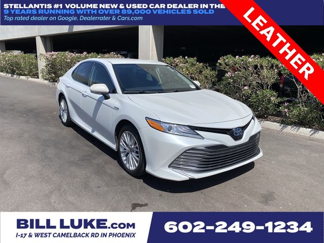 2020 Toyota Camry Hybrid XLE