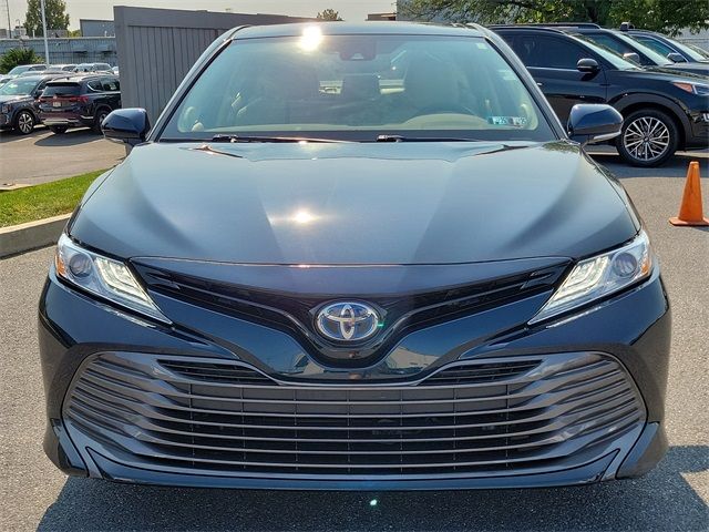 2020 Toyota Camry Hybrid XLE