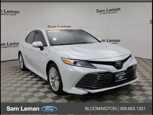 2020 Toyota Camry Hybrid XLE