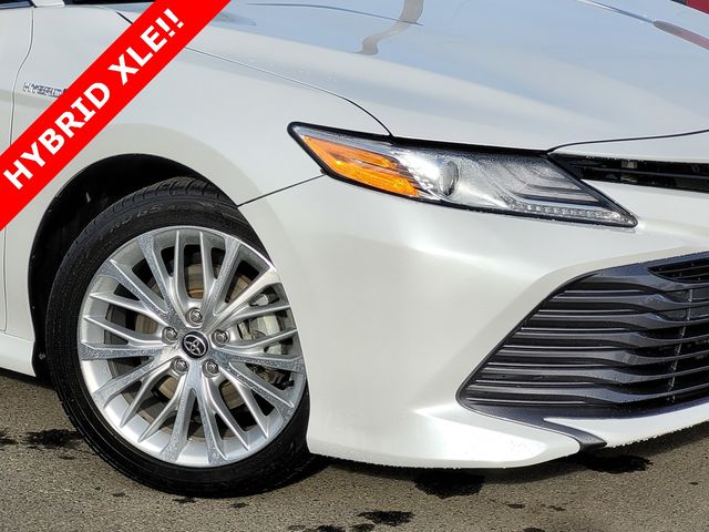 2020 Toyota Camry Hybrid XLE