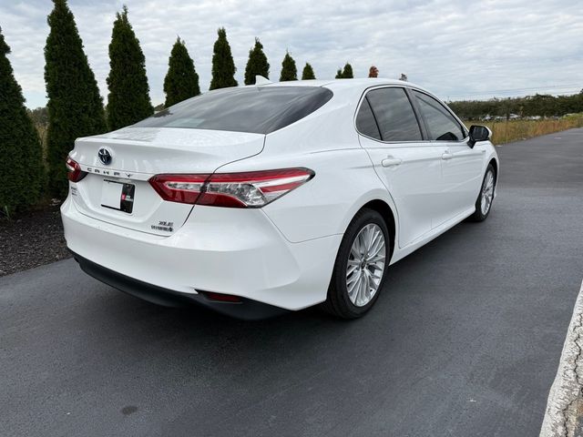 2020 Toyota Camry Hybrid XLE