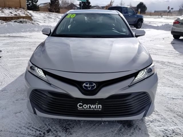 2020 Toyota Camry Hybrid XLE