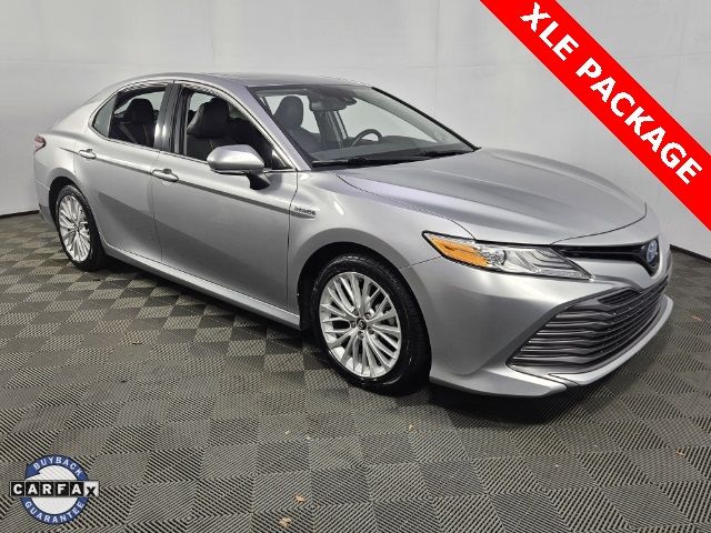 2020 Toyota Camry Hybrid XLE