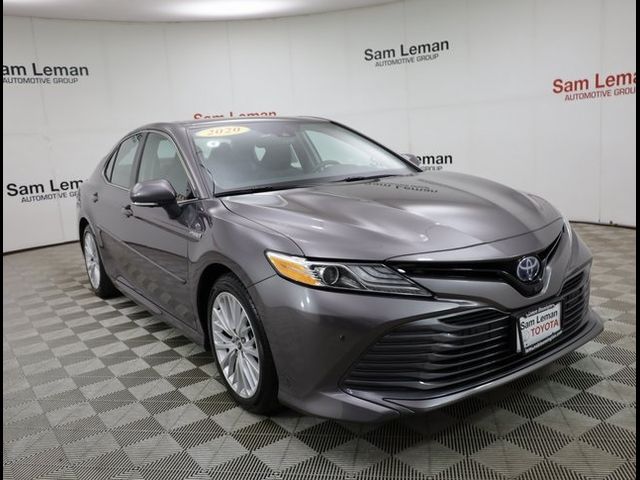 2020 Toyota Camry Hybrid XLE