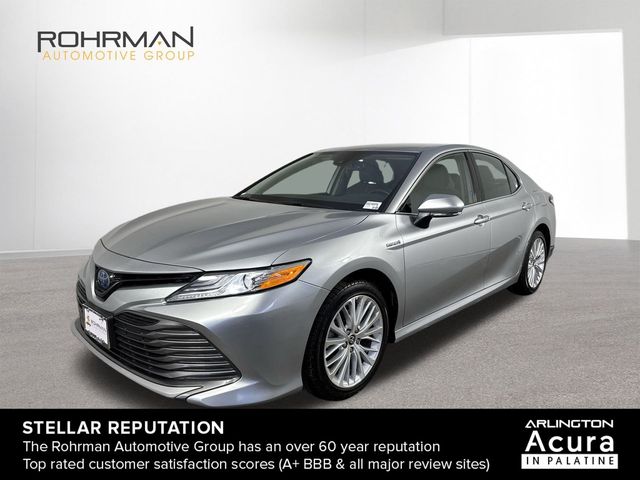 2020 Toyota Camry Hybrid XLE