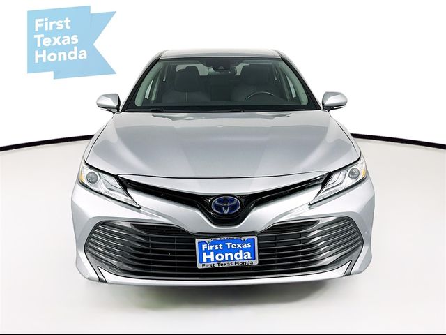 2020 Toyota Camry Hybrid XLE