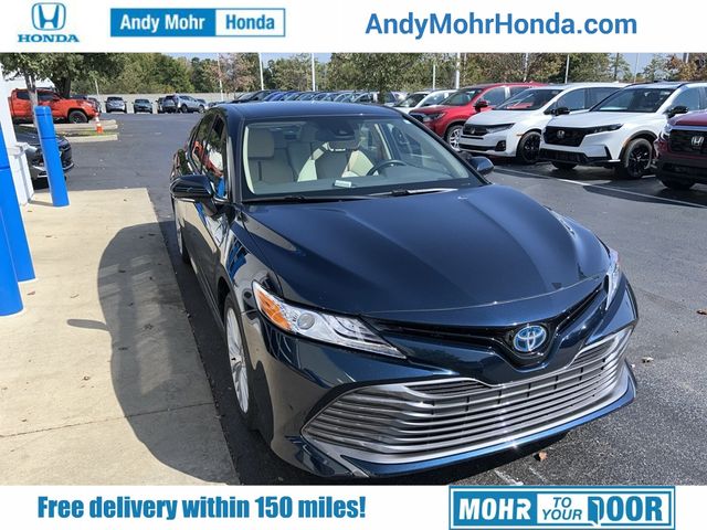 2020 Toyota Camry Hybrid XLE