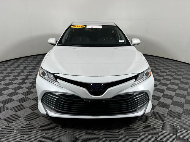 2020 Toyota Camry Hybrid XLE