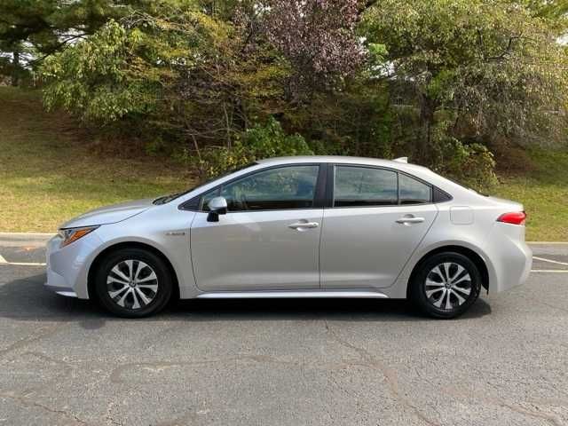 2020 Toyota Corolla Hybrid LE