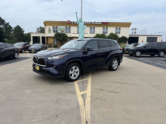 2020 Toyota Highlander LE