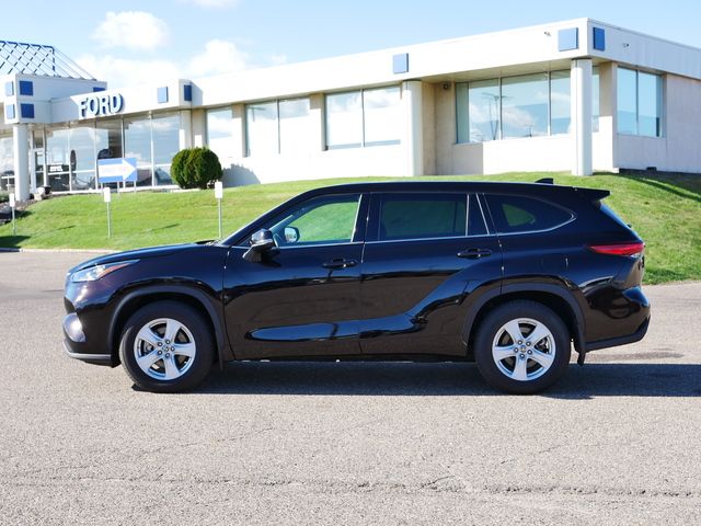 2020 Toyota Highlander LE