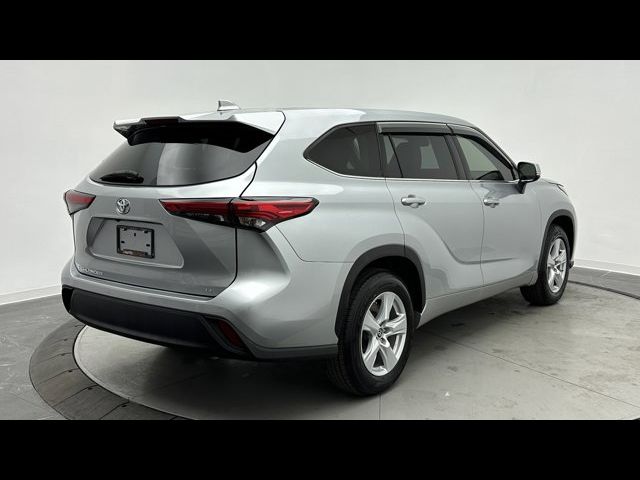 2020 Toyota Highlander LE