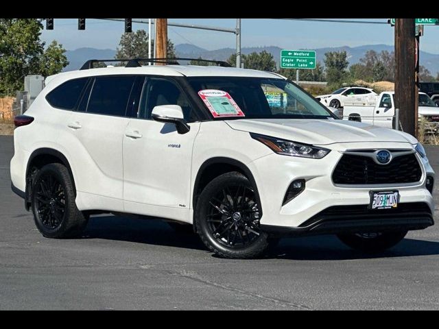 2020 Toyota Highlander Hybrid LE