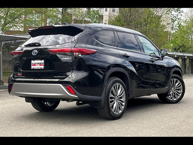 2020 Toyota Highlander Hybrid Platinum