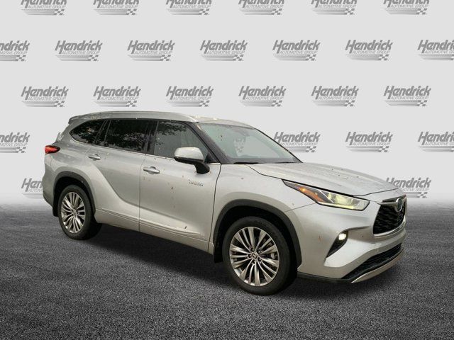 2020 Toyota Highlander Hybrid Platinum