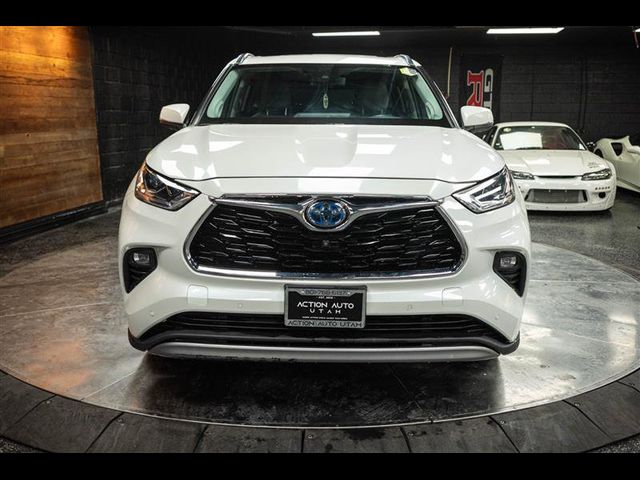 2020 Toyota Highlander Hybrid Platinum