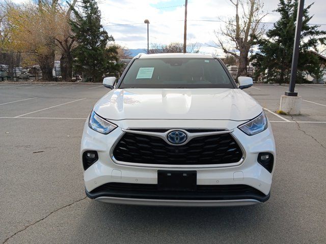 2020 Toyota Highlander Hybrid Platinum