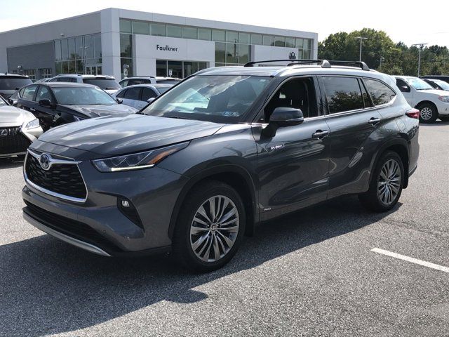 2020 Toyota Highlander Hybrid Platinum