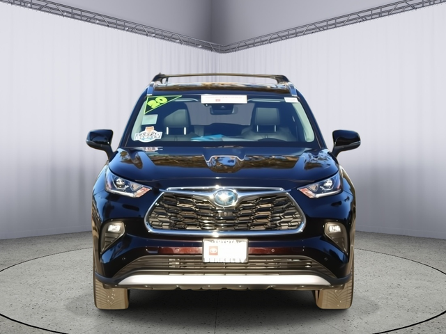 2020 Toyota Highlander Hybrid Platinum