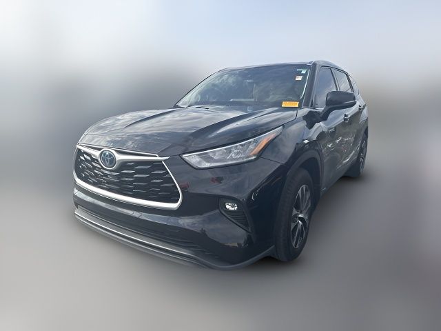 2020 Toyota Highlander Hybrid XLE