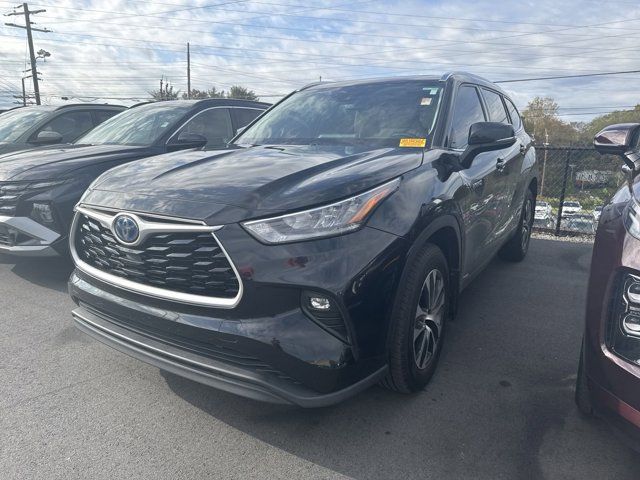 2020 Toyota Highlander Hybrid XLE