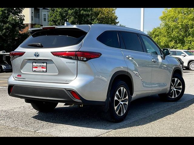 2020 Toyota Highlander Hybrid XLE