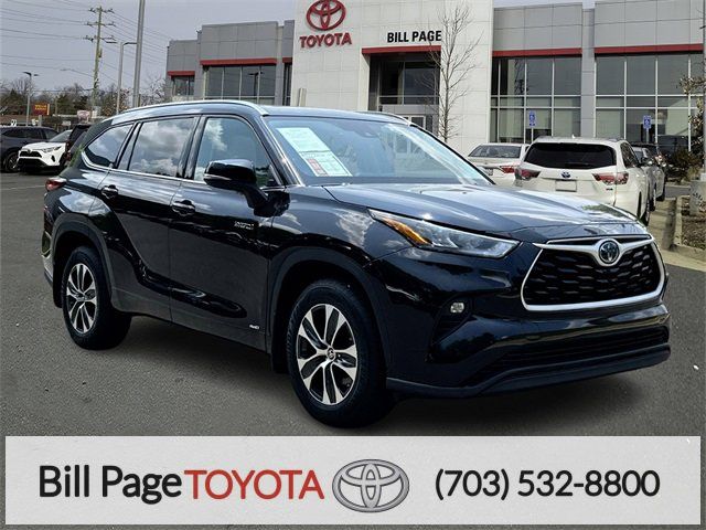 2020 Toyota Highlander Hybrid XLE