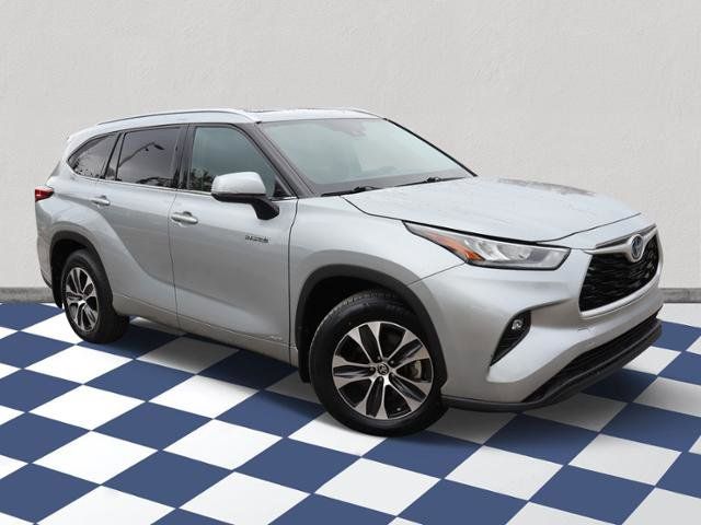 2020 Toyota Highlander Hybrid XLE