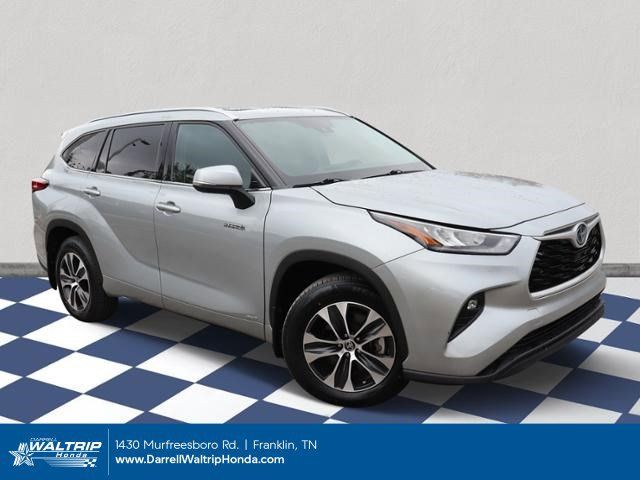 2020 Toyota Highlander Hybrid XLE