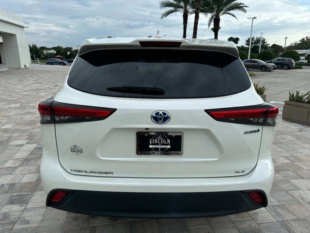 2020 Toyota Highlander Hybrid XLE